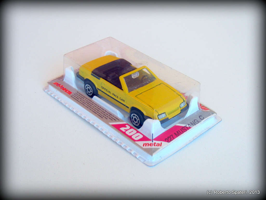 Majorette Mustang SVO Convertible (n.227)